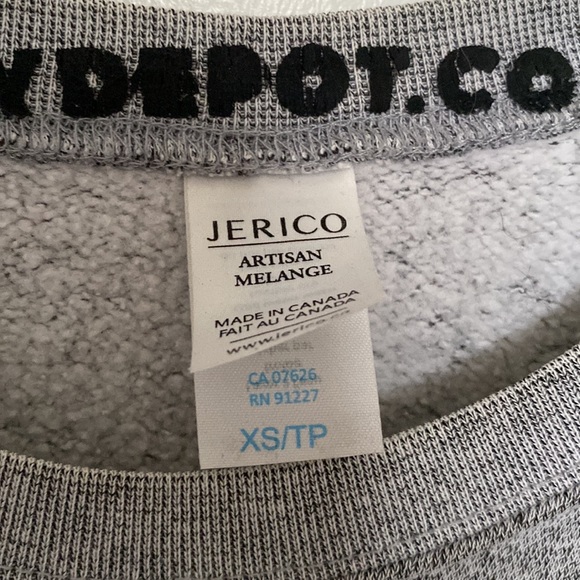 T dot Sweatshirt - Picture 3 of 6